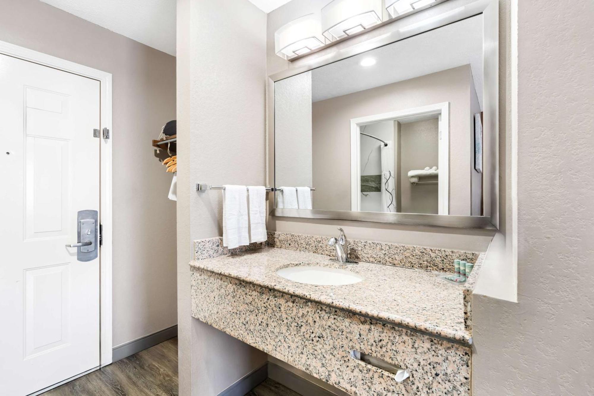 Best Western Gateway Inn Yazoo City Екстер'єр фото